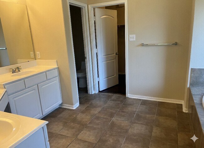 Building Photo - 19003 Piper Hill Ln