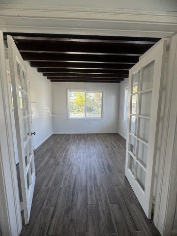 Building Photo - 317 NE 13th Ave