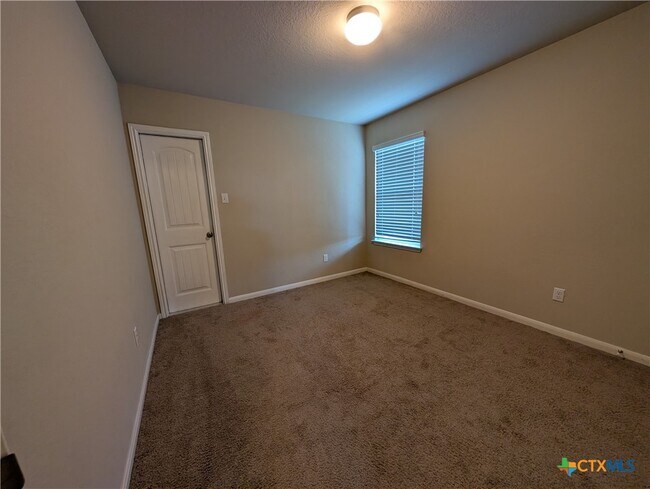 Building Photo - 2203 Flintshire Dr