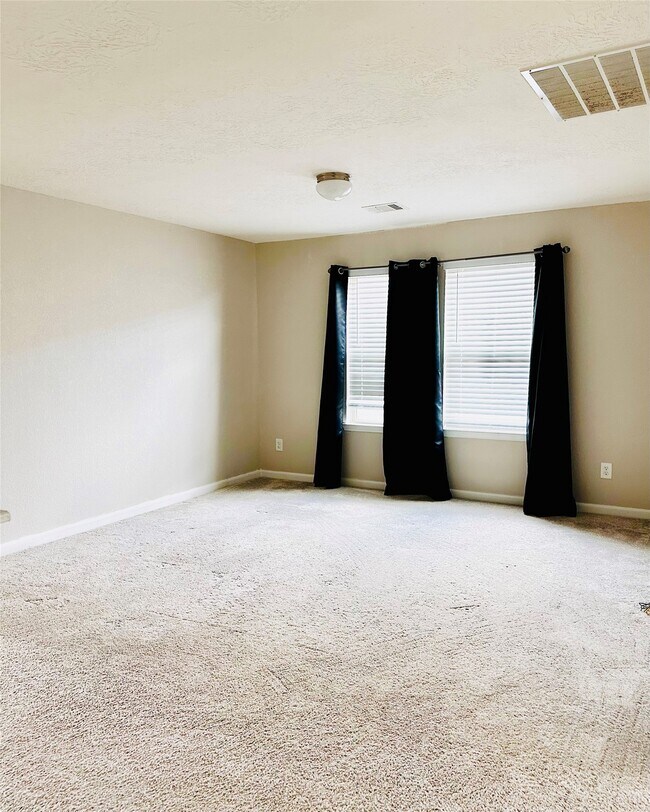 Building Photo - 25250 Laird Knoll St