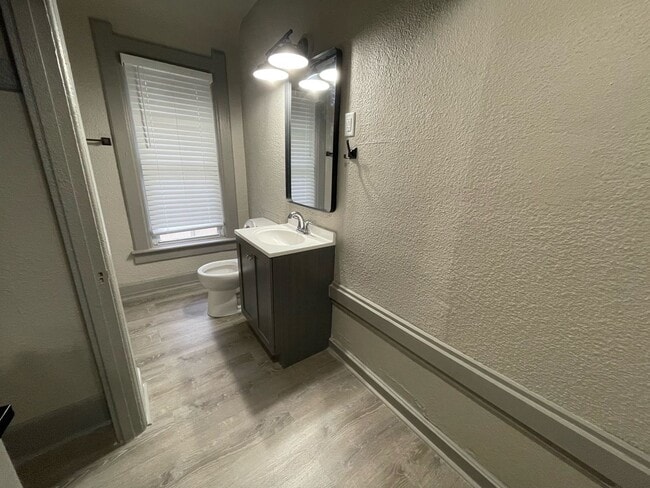 Building Photo - 2844-A N 2nd St