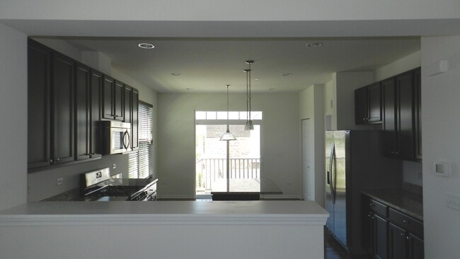 Building Photo - 2817 Henley Ln