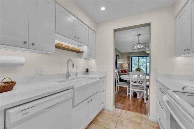 Building Photo - 4644 Longwater Chase