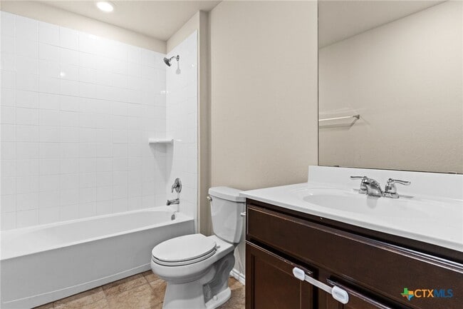 Building Photo - 9506 Kensley Rose Dr