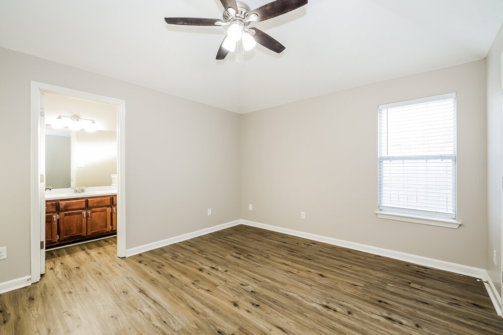 Building Photo - 1044 Cross Wood Ln