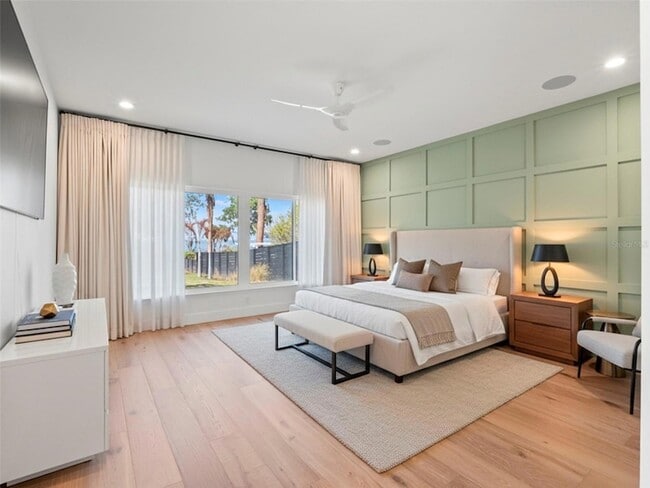 Building Photo - 1021 Temple Grove Pl