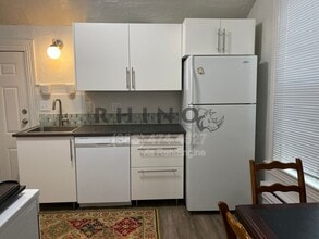 Building Photo - 807 20th St