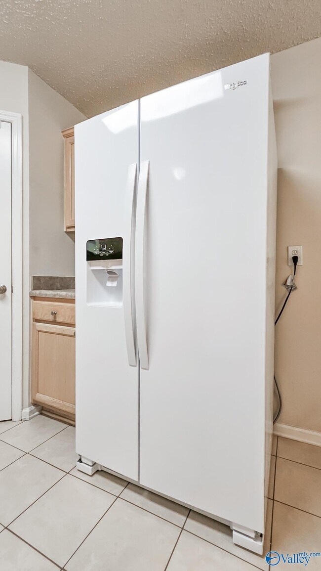 Building Photo - 111 Artesian Ln NW