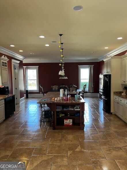 Building Photo - 87 Ridgeview Ln