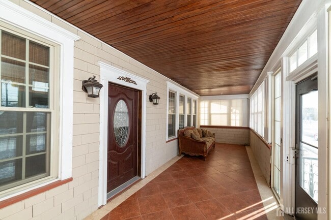 Building Photo - 684 Amboy Ave