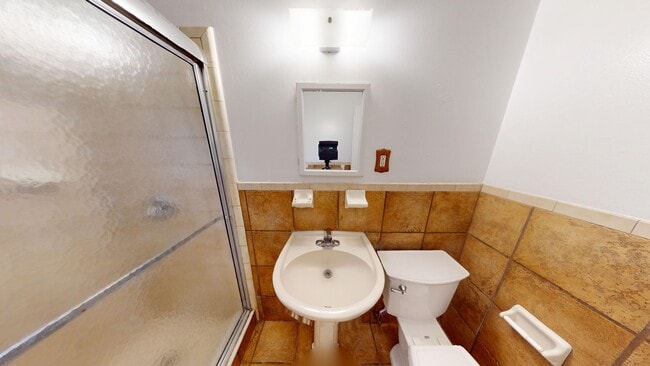 Building Photo - Cute & Cozy 1 Bedroom Apt - Water INCLUDED...