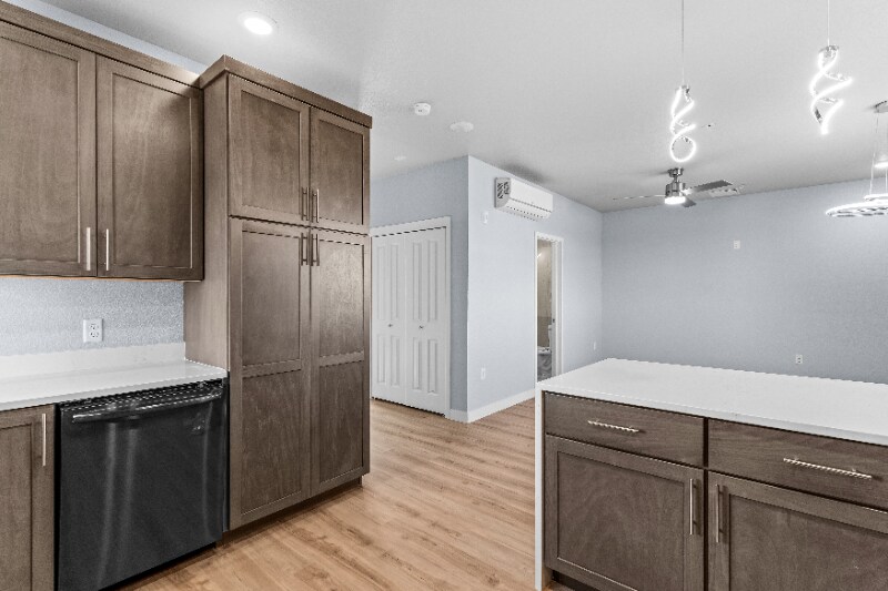 Building Photo - 234 S Main St