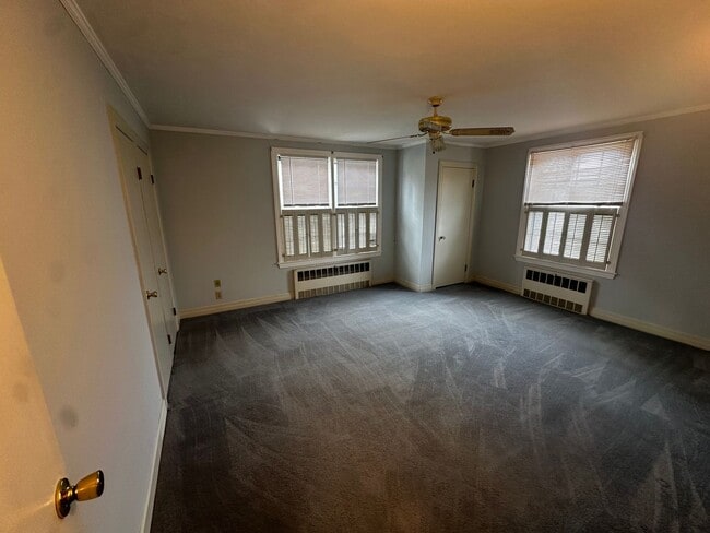 Building Photo - 255 Market St