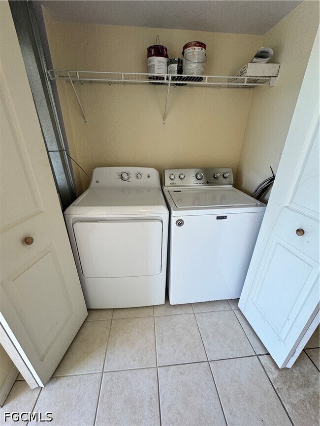 Building Photo - 26700 Rosewood Pointe Dr