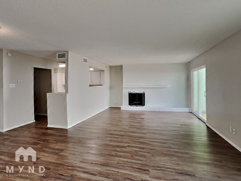 Building Photo - 3255 C 62nd St