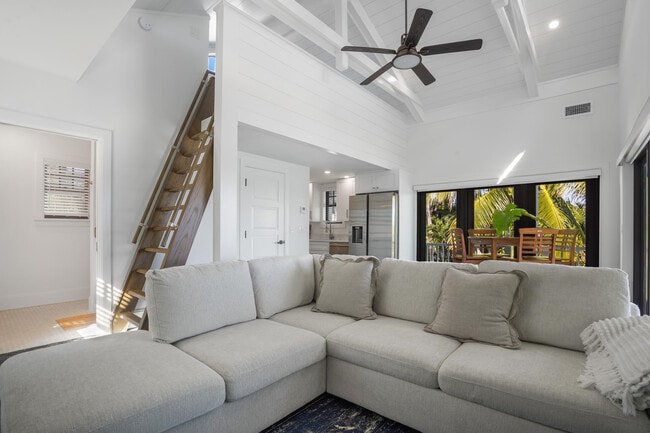 Building Photo - 19471 Harbor Rd S