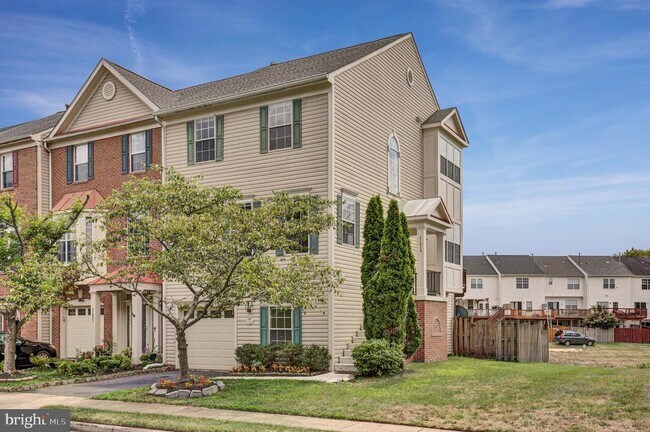Building Photo - 21639 Kings Crossing Terrace