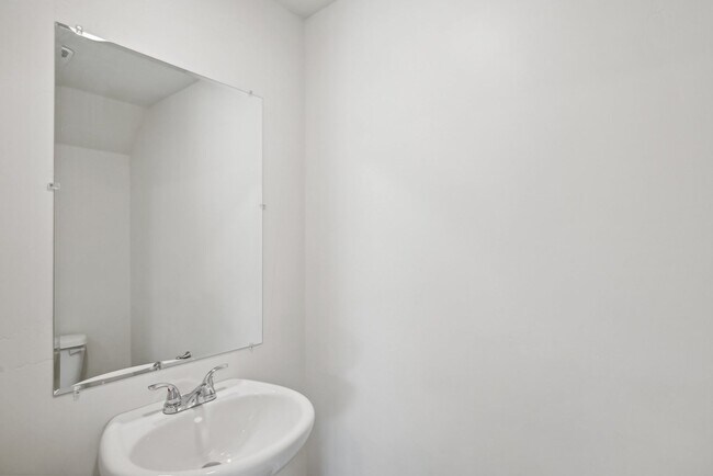 Building Photo - Dublin Farms Townhomes