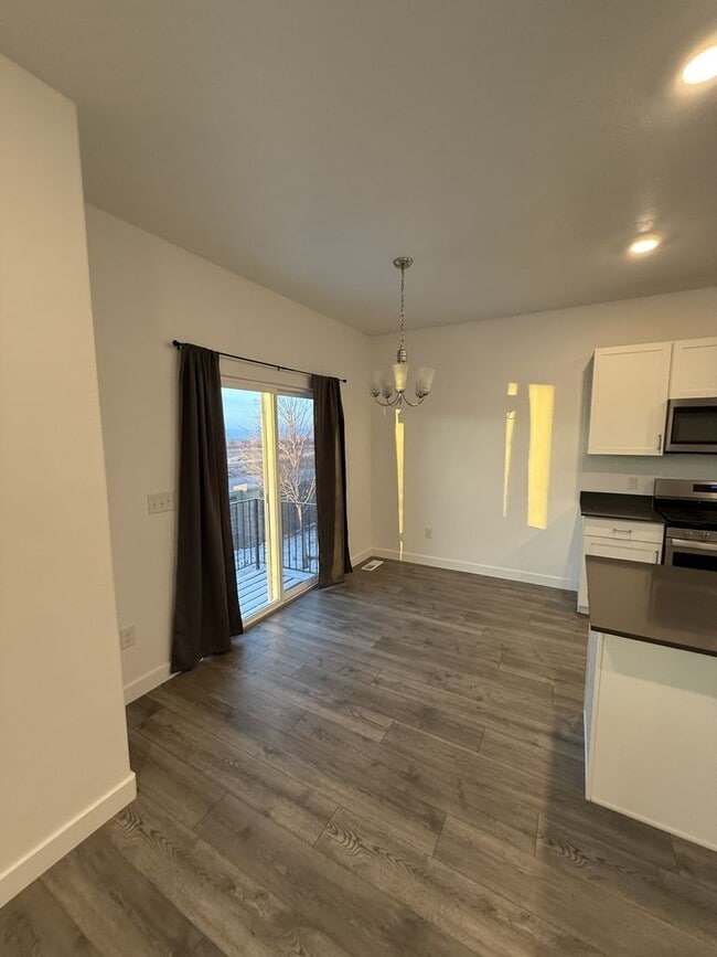 Building Photo - Beautiful Home in Santaquin, UT