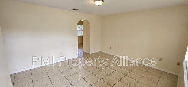 Building Photo - 411 Edwin St