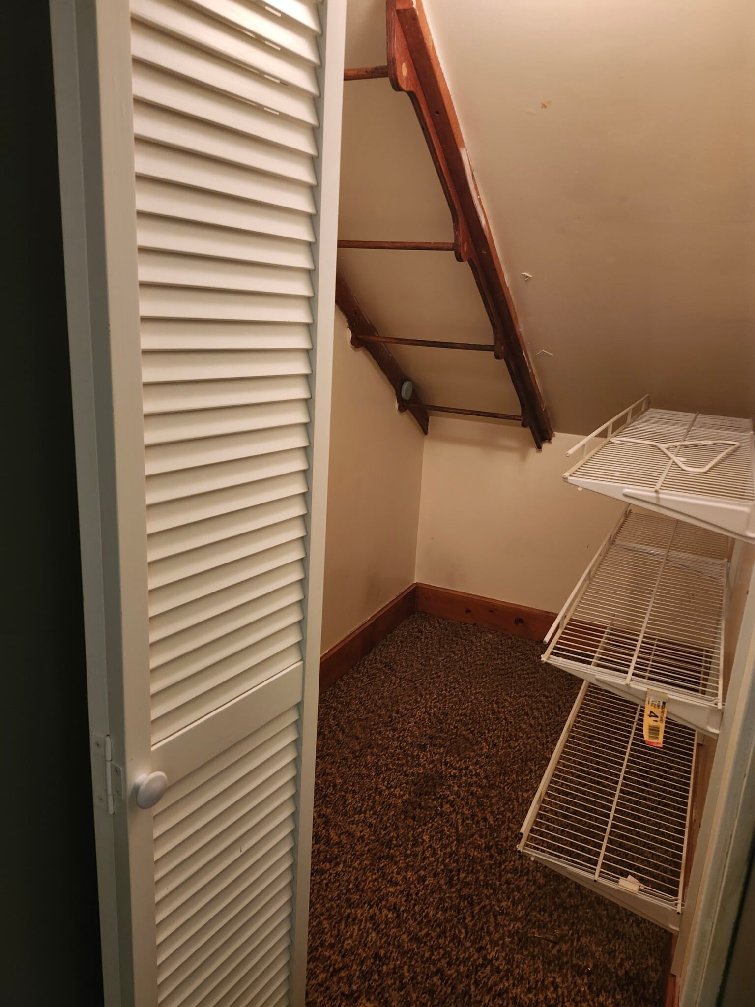 Walk in closet - 17 School St