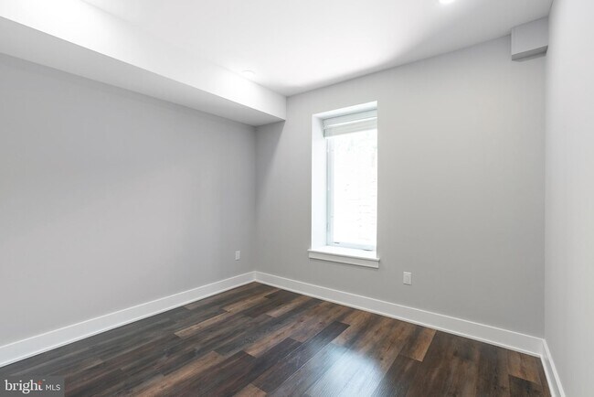 Building Photo - 45 W Haines St