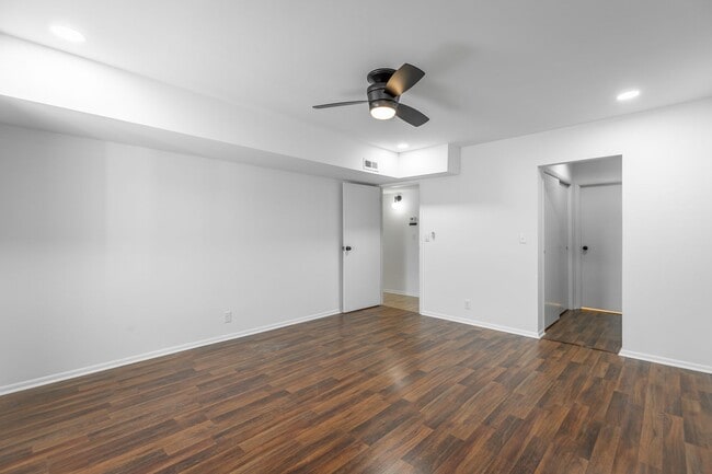 Building Photo - 2 Bedroom 2 Bath in Northshore