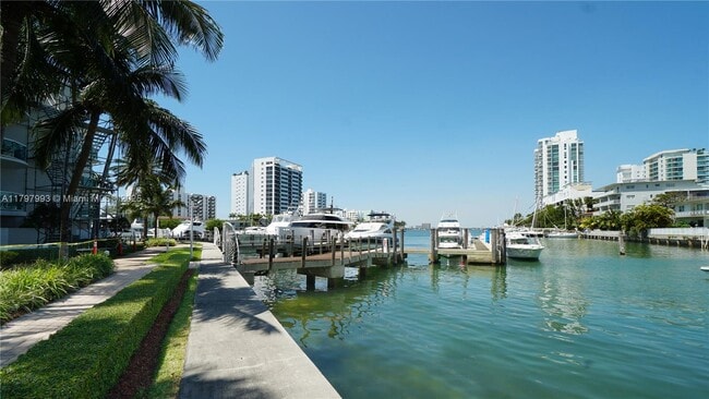 Building Photo - 7918 Harbor Island Dr