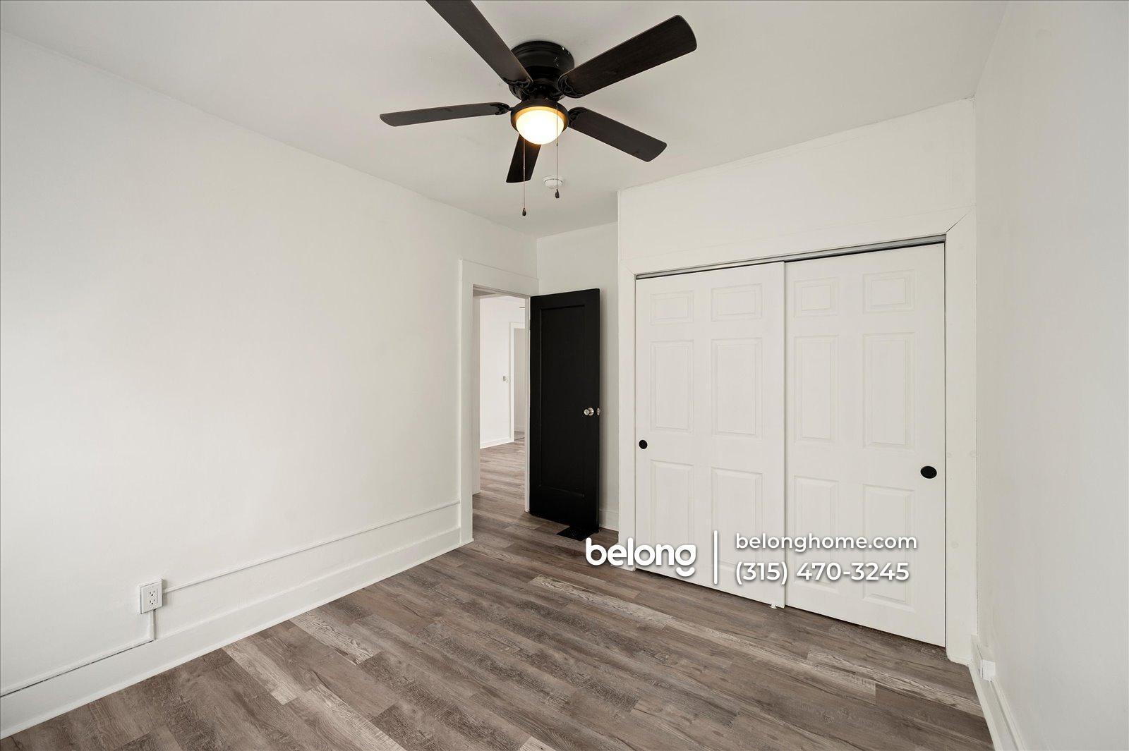 Building Photo - 122 Redfield Pl