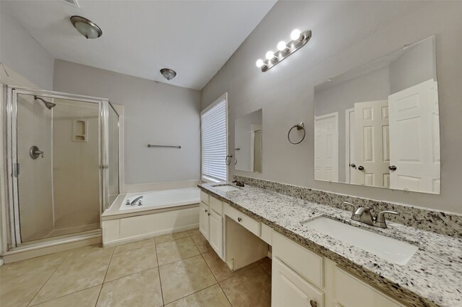 Building Photo - 20814 Greenfield Trail
