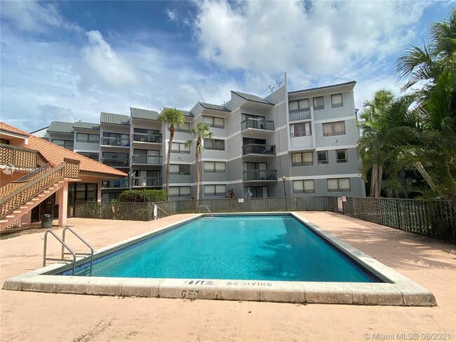 Building Photo - 2050 N Congress Ave