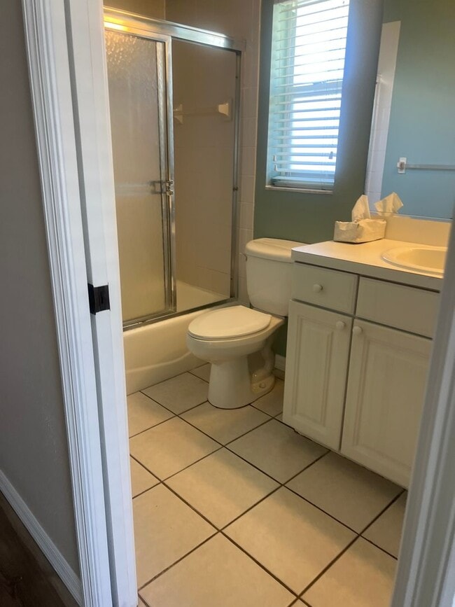 Building Photo - PENDING - 3BR/2BA Single Family Home