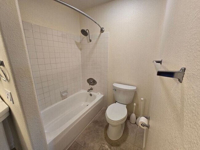 Building Photo - Private Ground-Level Condo in the Heart of Carmel Valley