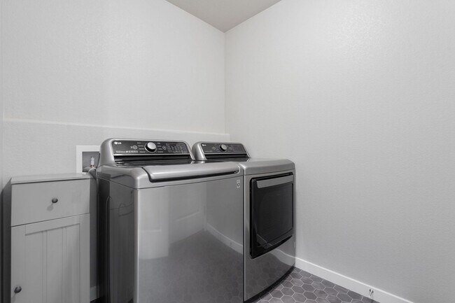 Building Photo - Ranch 3 bedroom, 2 bath home!