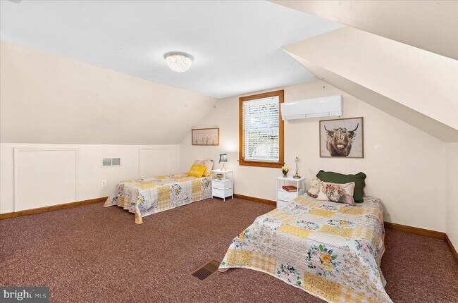 Building Photo - 161 Margate Dr