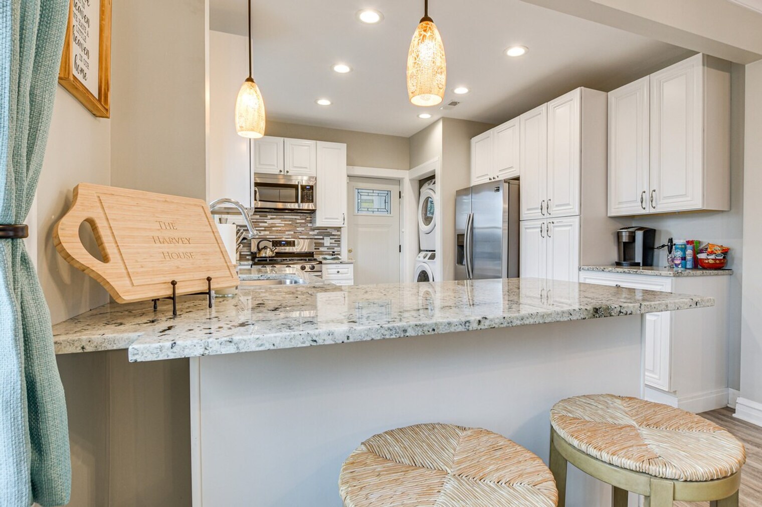 Building Photo - 1538 Fowler Ave