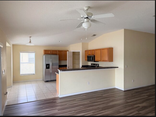 Building Photo - 3137 Riachuelo Ln