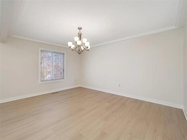 Building Photo - 7783 Kingsview Ln N