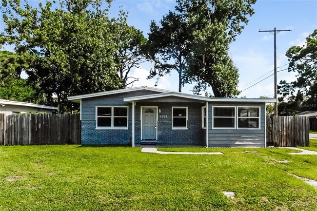 Primary Photo - 4601 W Paxton Ave