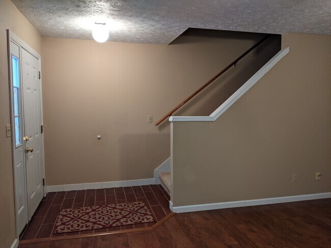 Building Photo - Northlane Dr