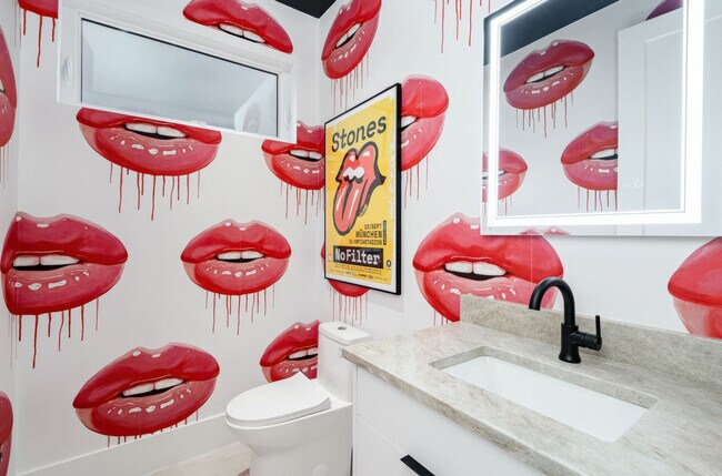 Building Photo - 48 Fern Ave