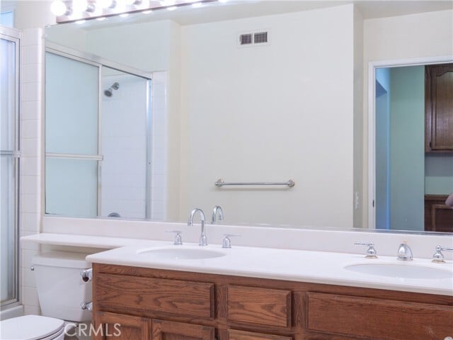 Building Photo - 15778 Pistachio St