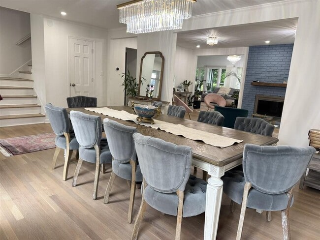 Building Photo - 3561 Duberry Ct NE