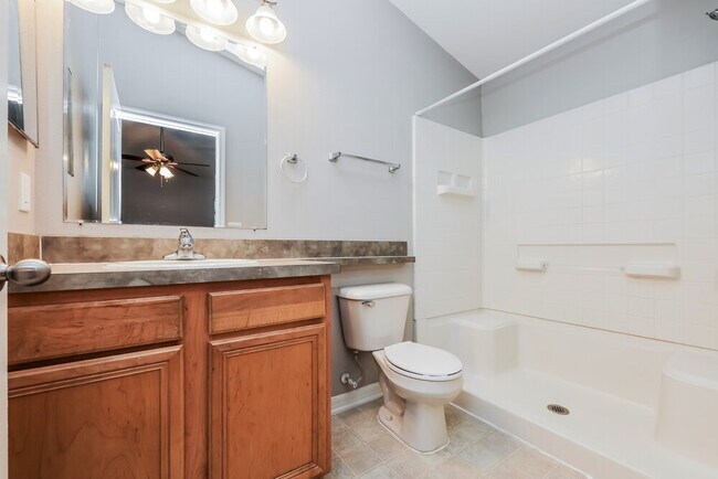 Building Photo - 18530 Kentisbury Ct