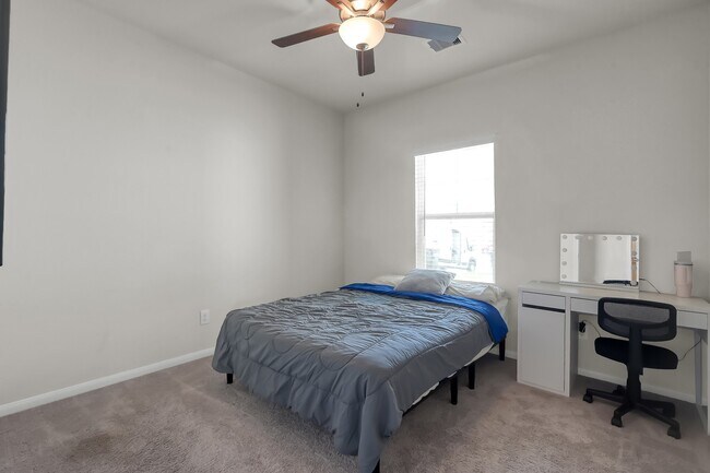 Building Photo - 8316 Bristlecone Pne Wy