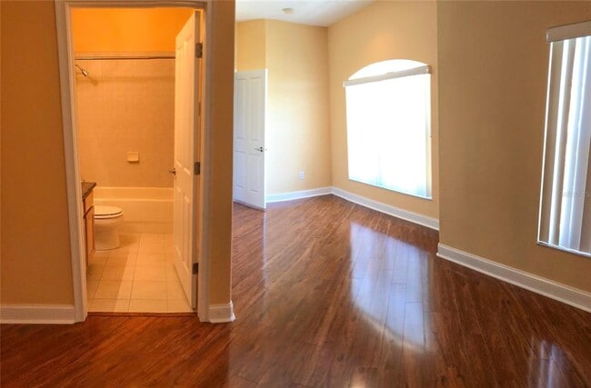 Building Photo - 6517 Channelside Dr