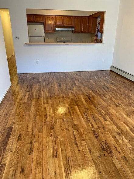 Building Photo - 121 27th Ave