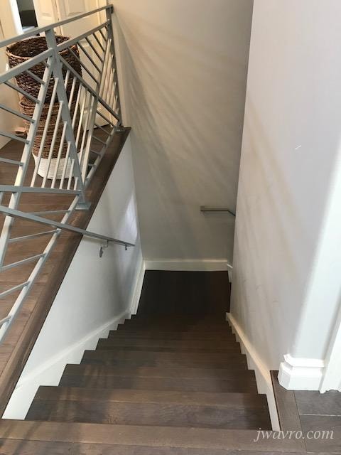 Building Photo - 307 8th Ave
