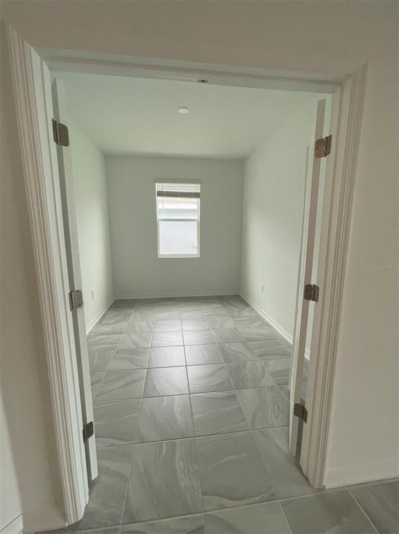 Building Photo - 835 Ofanto Wy