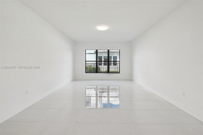 Building Photo - 13075 Feathering Wy